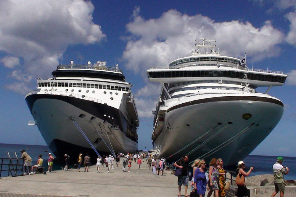 cruise ships 2