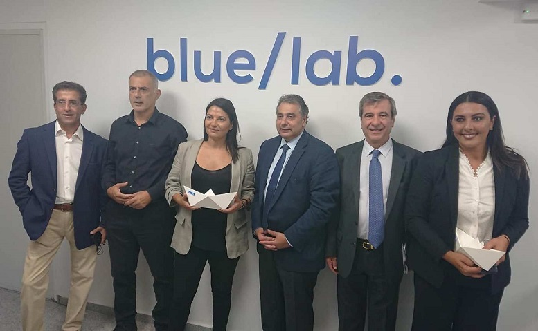blue lab 1