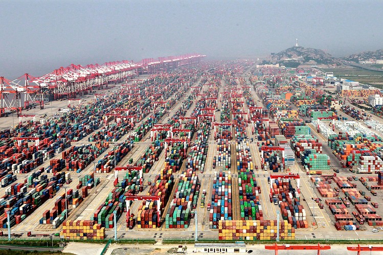 port of shanghai china