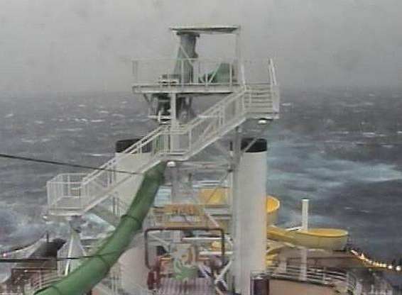 carnival cruise storm sydney